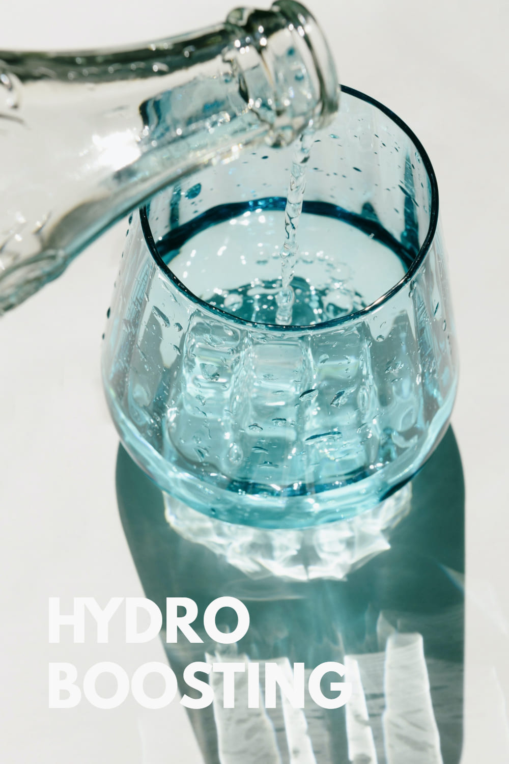 Mineralwasser für die Gesichtsreinigung - Hydro Peeling