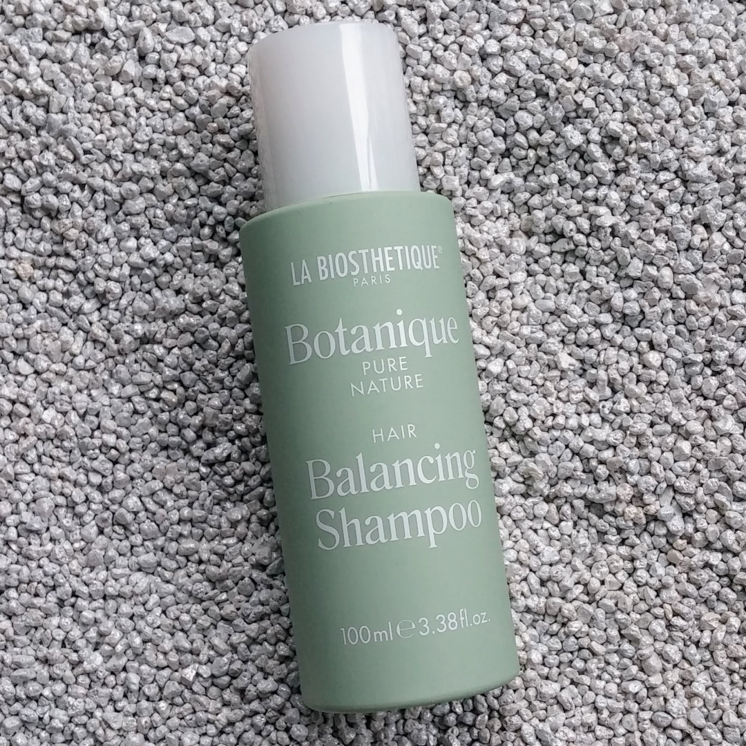 Botanique Balancing Feuchtigkeits-Shampoo